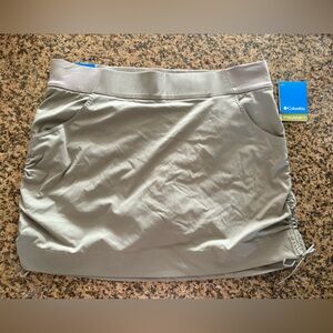 Columbia Women's Skirt XL NWT